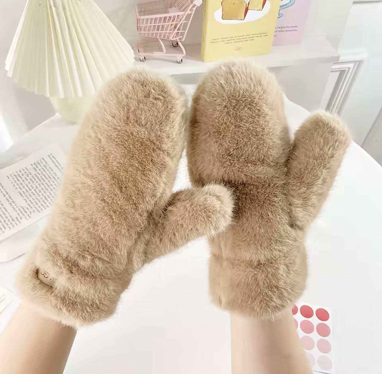 Women’s Winter Mittens – Plush, Warm, Windproof